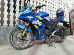 Suzuki Gixxer Dual Disc Dual Tone